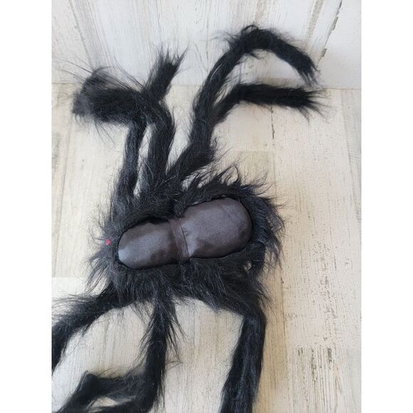 Large fuzzy tarantula spider Halloween scary pop decor - Picture 13 of 14